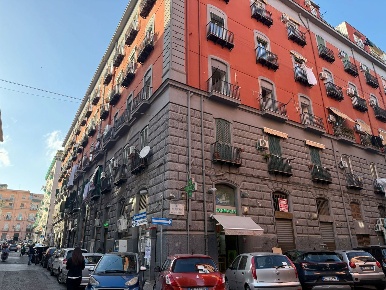 Foto Appartamento in Via Macedonio Melloni 94, Napoli San Carlo All'Arena