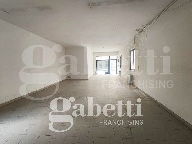Foto Laboratorio in MARTIRI DI BELFIORE, Civitanova Marche di 174 m²