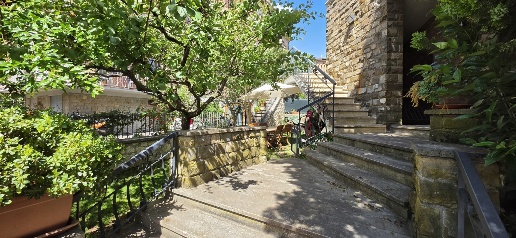 Foto Appartamento in Via LOMBARDIA 2, Siena Vico Alto - San Miniato