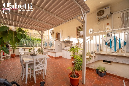 Foto Appartamento in Via Falcone e Morvillo 6, Bagheria Centro di 152 m²