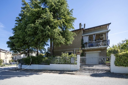 Foto Casa indipendente in Via caduti della miniera 33, Giano dell'Umbria