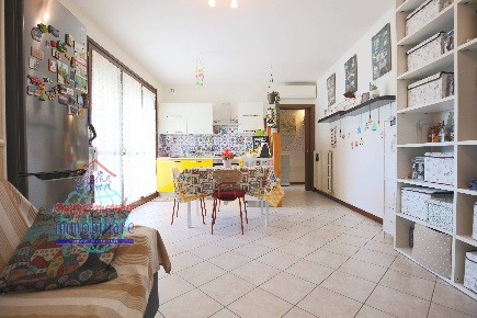 Foto Appartamento in VIA ARIOSTO 7/2, Cento Cento Paese di 79 m² in vendita