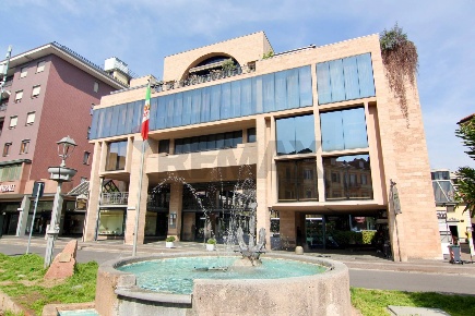 Foto Ufficio in PIAZZA XX SETTEMBRE 1, Varese Centro di 54 m² con 2 locali