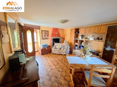 Foto Appartamento in VIA MAZZINI 22, Marone Centro di 83 m² con 3 locali