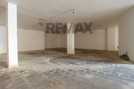 Foto Posti auto in Via Alessi 2, Caltagirone Centro di 250 m² con 2 locali