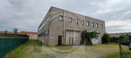 Foto Capannone industriale in via Leonardo Da Vinci 121, Centro di 1760 m²