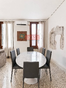Foto Appartamento a Treviso di 92 m² con 4 locali in affitto