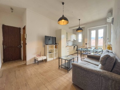 Foto Appartamento in Via Ellero, Torino Nizza Millefonti di 75 m²