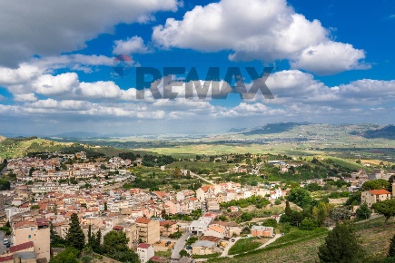 Foto Appartamento in Via Antonino Lo Presti 100, Salemi Centro di 156 m²