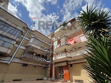 Foto Appartamento in Via della Resistenza 124, Villaricca di 143 m²