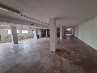 Foto Magazzino in via ospedale 2, Montebelluna Centro di 359 m² in vendita