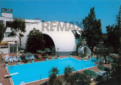 Foto Hotel in Contrada Sicarico 1, Monopoli Cozzana di 16074 m² in vendita
