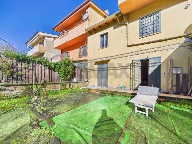Foto Villa a schiera in via pierluigi nervi 74, Campagnano di Roma