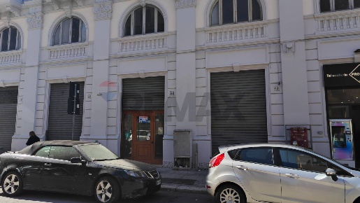 Foto Negozio a Bari Umbertina - Madonnella di 85 m² con 2 locali in affitto