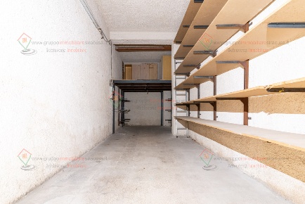 Foto Posti auto a Siracusa Grottasanta - Tunisi di 32 m² con 32 locali