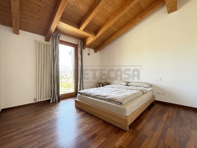 Foto Appartamento in Via Bregonza 7, Brogliano Centro di 88 m² con 4 locali