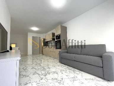 Foto Appartamento in Via XX Settembre 29, Catanzaro Centro Storico di 75 m²
