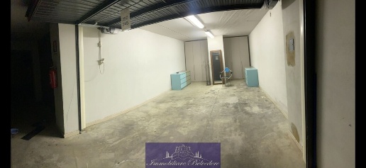Foto Posti auto in Via di Melegnano, Firenze Borgo Ognissanti - Il Prato
