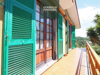 Foto Appartamento a La Spezia di 112 m² con 4 locali in vendita