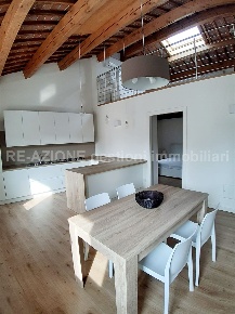 Foto Appartamento a Vicenza Centro Storico di 135 m² con 3 locali