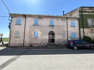 Foto Casa indipendente in MARTIRI DI BELFIORE, Rivarolo del Re ed Uniti