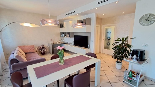 Foto Appartamento a Cecina Marina di Cecina di 75 m² con 4 locali