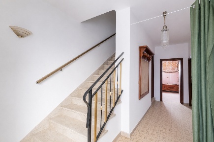 Foto Casa indipendente a Cascina Centro di 90 m² con 5 locali in vendita