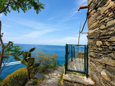 Foto Rustico a La Spezia Biassa di 25 m² con 2 locali in vendita