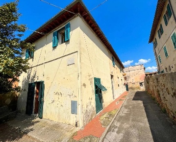 Foto Casa indipendente a Casciana Terme Lari Usignano di 86 m² con 4 locali