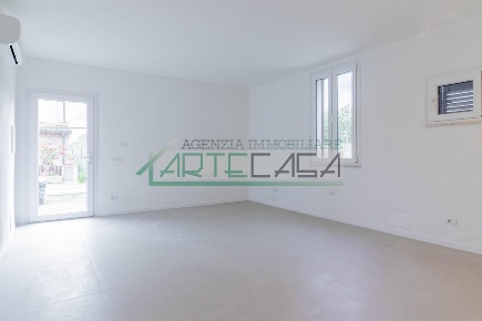 Foto Appartamento a Ponsacco Centro di 95 m² con 4 locali in vendita