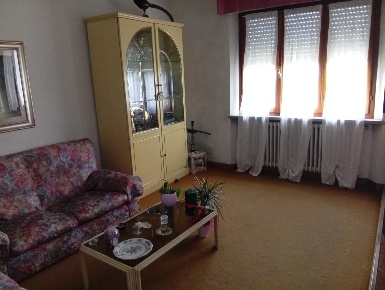 Foto Casa indipendente a Cascina Semicentro di 250 m² con 8 locali