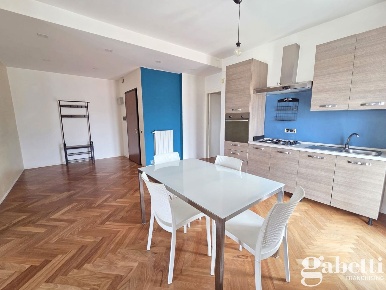 Foto Appartamento in Via FRATELLI ROSSELLI 00, Pomigliano d'Arco Centro