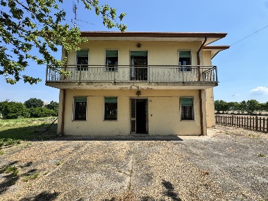 Foto Casa indipendente in Via MATTEOTTI 1, Pojana Maggiore Poiana Maggiore