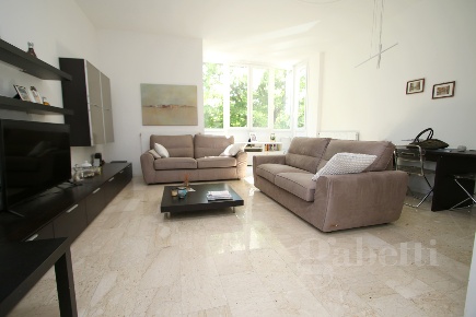 Foto Appartamento in Viale Cadorna 13, Busto Arsizio Frati di 90 m²