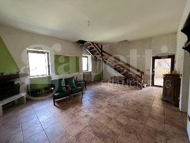 Foto Appartamento in Via Panoramica 36, Botticino di 295 m² con 5 locali