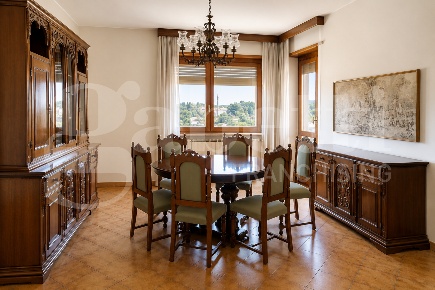 Foto Appartamento in Val della Torre, Alpignano di 114 m² con 4 locali