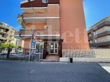 Foto Appartamento in Via Benedetto Croce 1, Tortoreto Tortoreto Lido