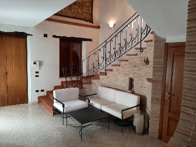 Foto Case semi ndipendenti in Carignano, Fano Fenile - Carignano di 360 m²