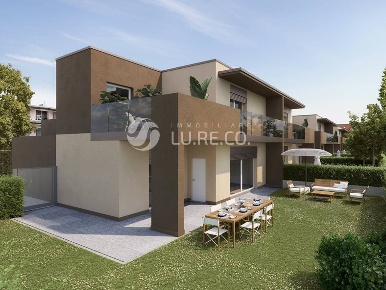 Foto Villa unifamiliare in VIA TRENTO, Cabiate di 221 m² con 4 locali