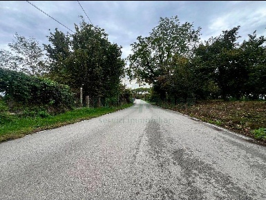 Foto Terreno agricolo in VIA ROMA, Montefredane di 1100 m² in vendita