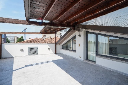 Foto Appartamento in via Italia 12, Seriate di 224 m² con 4 locali