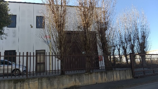 Foto Capannone industriale in Via Sandro Penna 64, Perugia di 135 m²