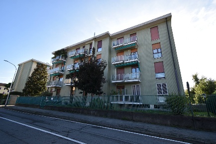Foto Appartamento in Via Giuseppe Parini 45, Arcore Centro di 65 m²