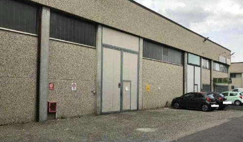 Foto Capannone industriale in via Kennedy 17, Rodano Millepini di 821 m²
