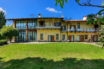 Foto Rustico a Bergamo Loreto di 1000 m² con 4 locali in vendita