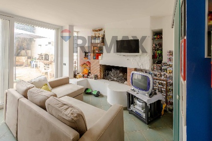 Foto Villa a schiera in Via Oberdan 376, Noicattaro Centro di 250 m²