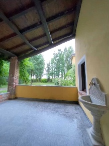 Foto Case indipendenti a Novara di 120 m² con 3 locali in affitto