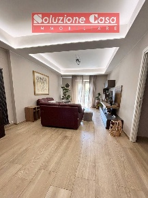 Foto Appartamento in via Corsica, Canosa di Puglia Centro di 112 m²
