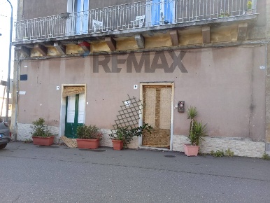 Foto Casa indipendente in VIA ROSSA 42, Acireale di 121 m² con 5 locali