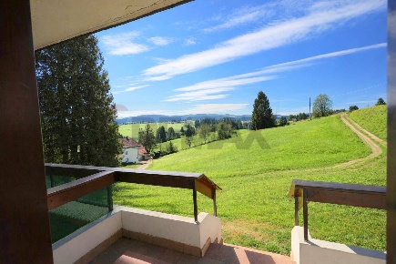 Foto Appartamento in VIA OBBA, Gallio Centro di 74 m² con 4 locali